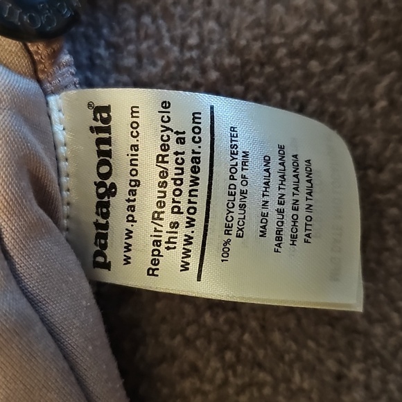 Woman's Jacket - Picture 3 of 4